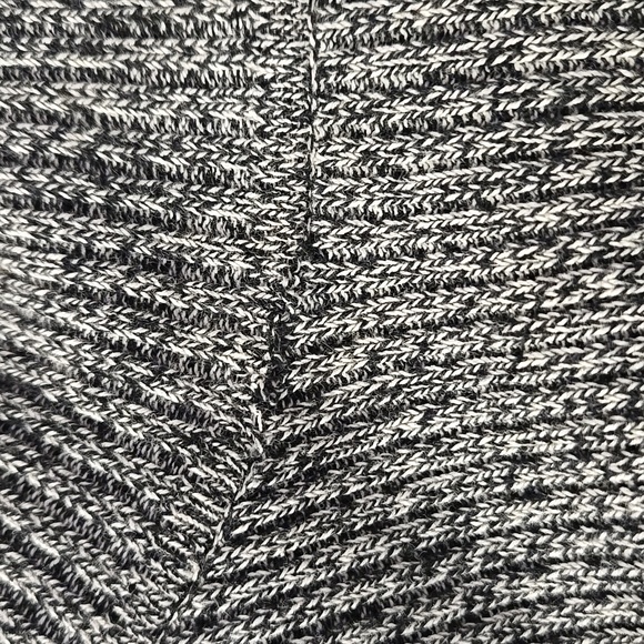 Liz Claiborne Knit Turtleneck Sweater - Picture 6 of 9